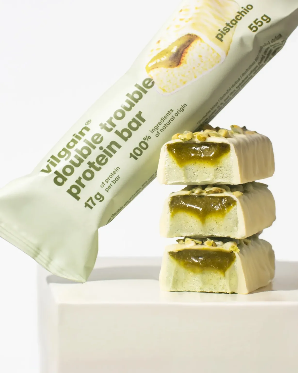 Double Trouble Protein Bar Pistachios – Traškus baltyminis batonėlis su pistacijomis | Vilgain | 55 g | Klinikinio lygio ilgaamžiškumo protokolas, FUNKCINIS MAISTAS ir Proteino Batonėliai ir Užkandžiai papildas.