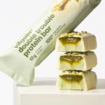 Double Trouble Protein Bar Pistachios – Traškus baltyminis batonėlis su pistacijomis | Vilgain | 55 g