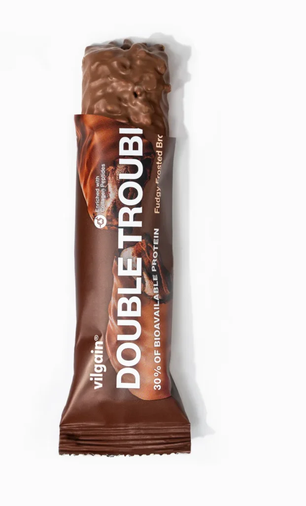 Double Trouble Protein Bar Chocolate with Cream – Šokolado ir kremo skonio baltyminis batonėlis | Vilgain | 55 g - produkto nuotrauka 2, FUNKCINIS MAISTAS ir Proteino Batonėliai ir Užkandžiai.