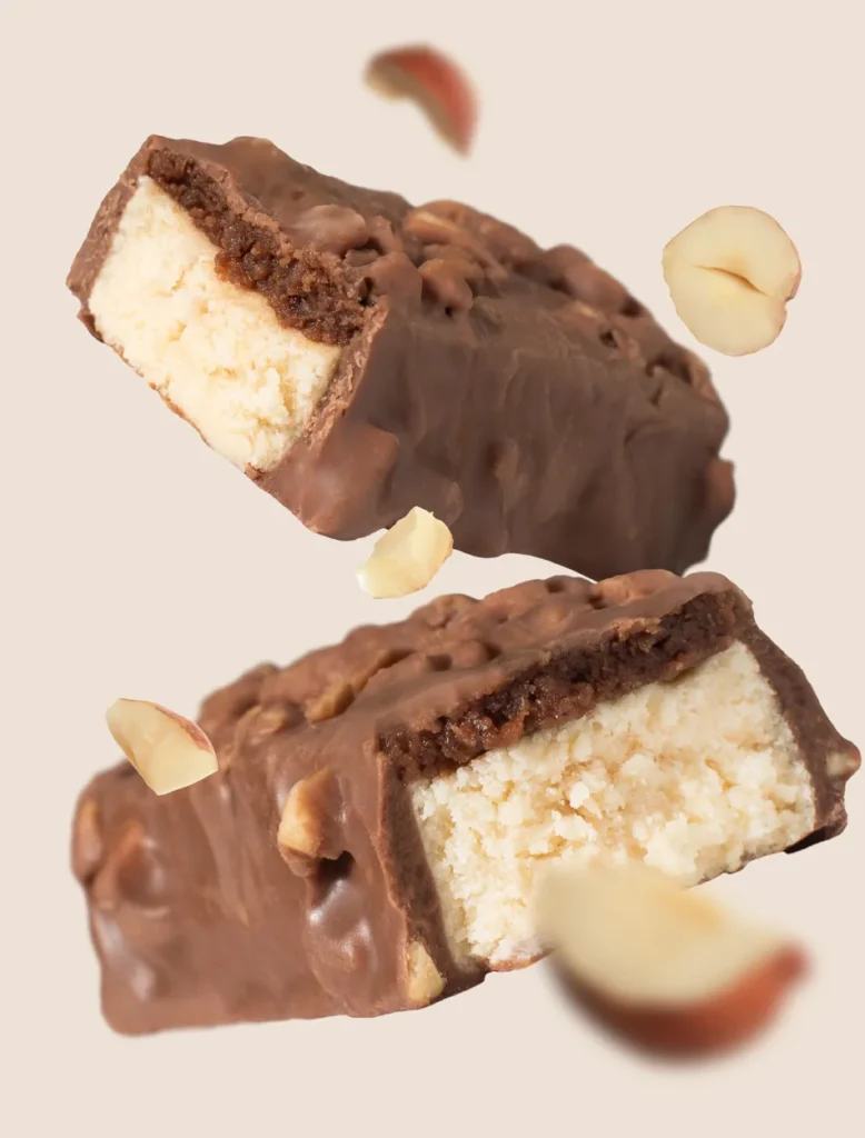 Double Trouble Protein Bar Hazelnut Cream – Dvisluoksnis traškus baltyminis batonėlis | Vilgain | 55 g - produkto nuotrauka 3, FUNKCINIS MAISTAS ir Proteino Batonėliai ir Užkandžiai.