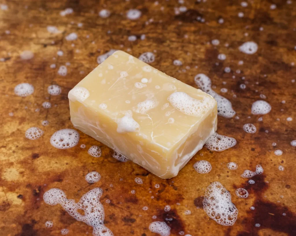 Shea Butter Soap – Rankų darbo drėkinamasis muilas | Vilgain | 120 g - Moksliškai pagrįstas veiksmingumas Shea Butter Soap – Rankų darbo drėkinamasis muilas | Vilgain | 120 g - produkto nuotrauka 1, Sveika Higiena ir SVEIKATA.