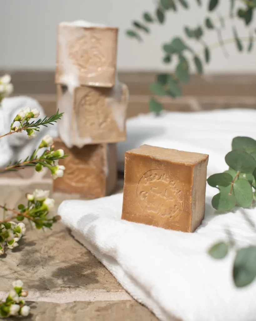 Aleppo Soap 5% Laurel Oil – Autentiškas Sirijos muilas | Vilgain | 200 g - produkto nuotrauka 2, Sveika Higiena ir SVEIKATA.