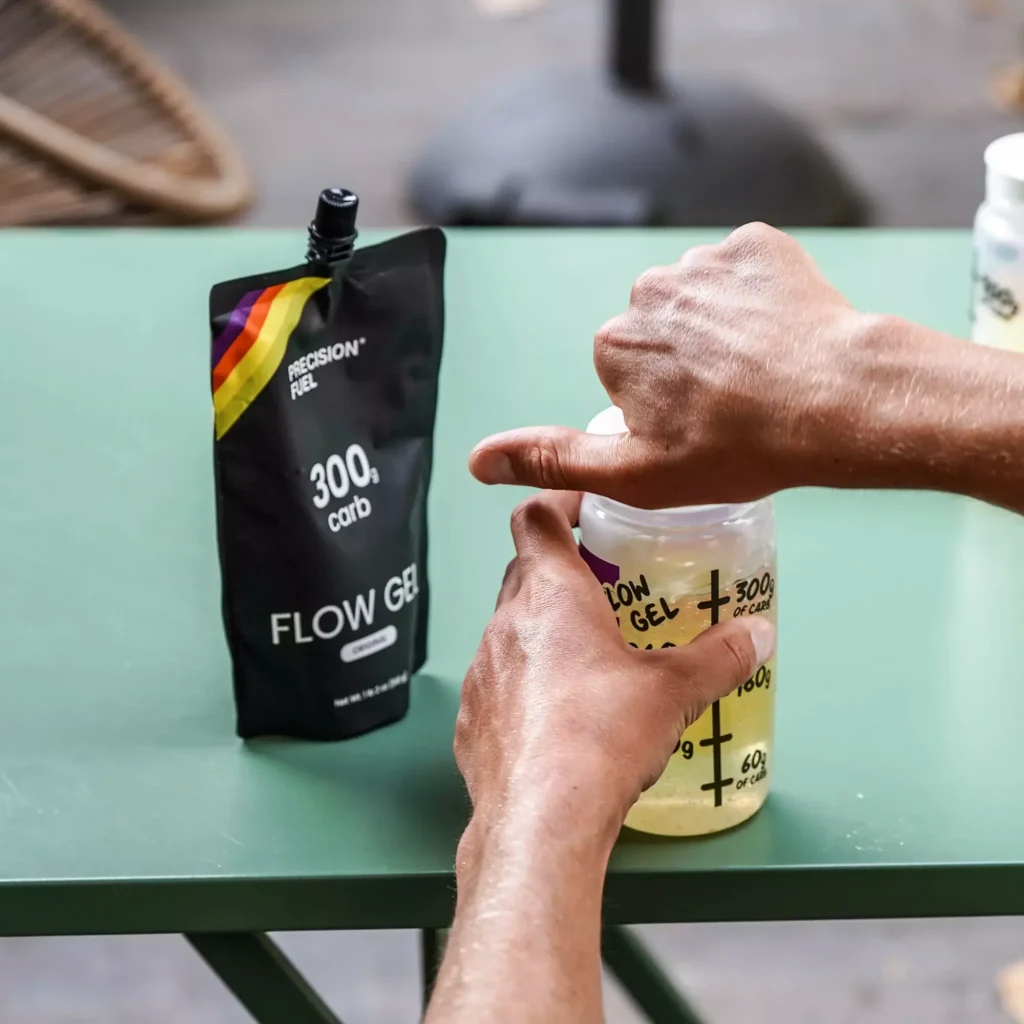 Flow Bottle 300 – Buteliukas geliui | Precision Hydration | 500 ml - produkto nuotrauka 2, AKSESUARAI ir Gertuvės Sportui.